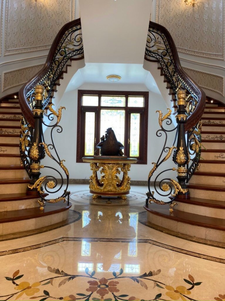 CẦU THANG SẮT MỸ THUẬT